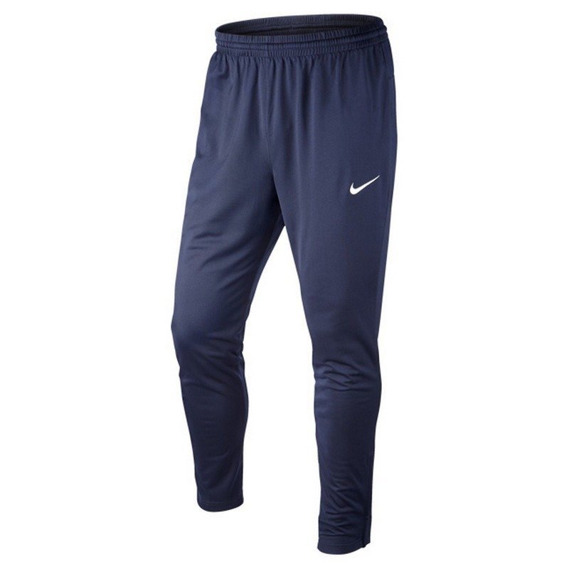 NIKE LIBERO