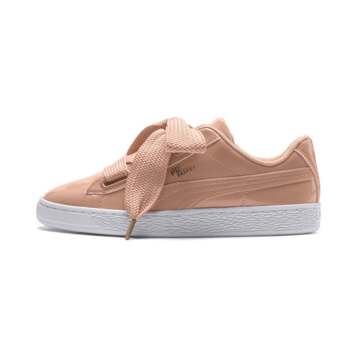 puma basket heart platform